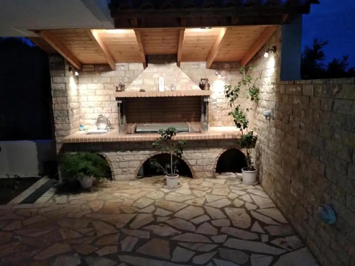 Ferienwohnung Ήσυχο Σπίτι Στη Ναύπακτο Nafpaktos Exterior foto