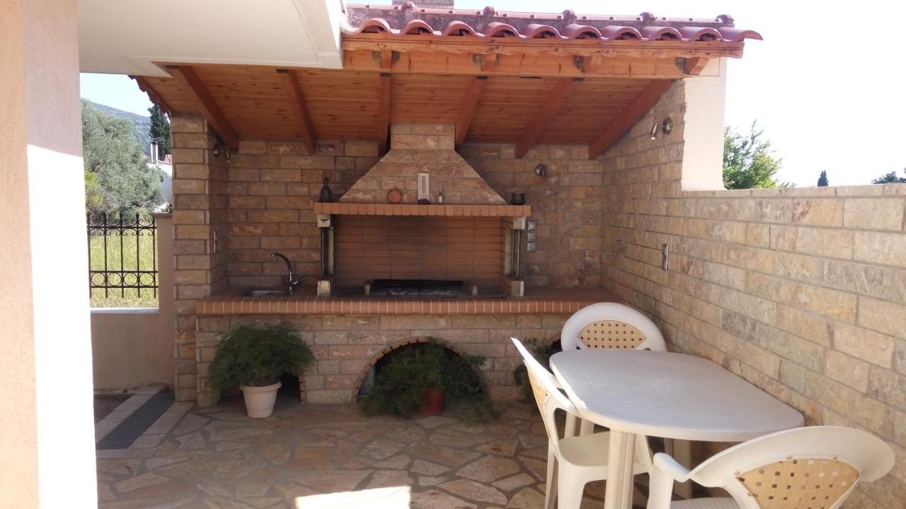 Ferienwohnung Ήσυχο Σπίτι Στη Ναύπακτο Nafpaktos Exterior foto